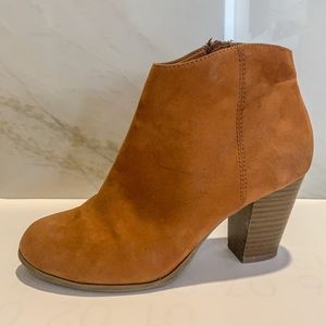 Suede booties Chestnut/Cognac color
